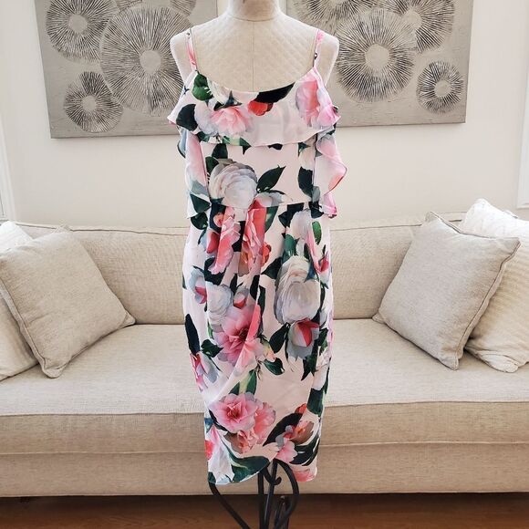 City Chic 'Love Me Do' Floral Cold Shoulder Dress - size 16 - Picture 3 of 14